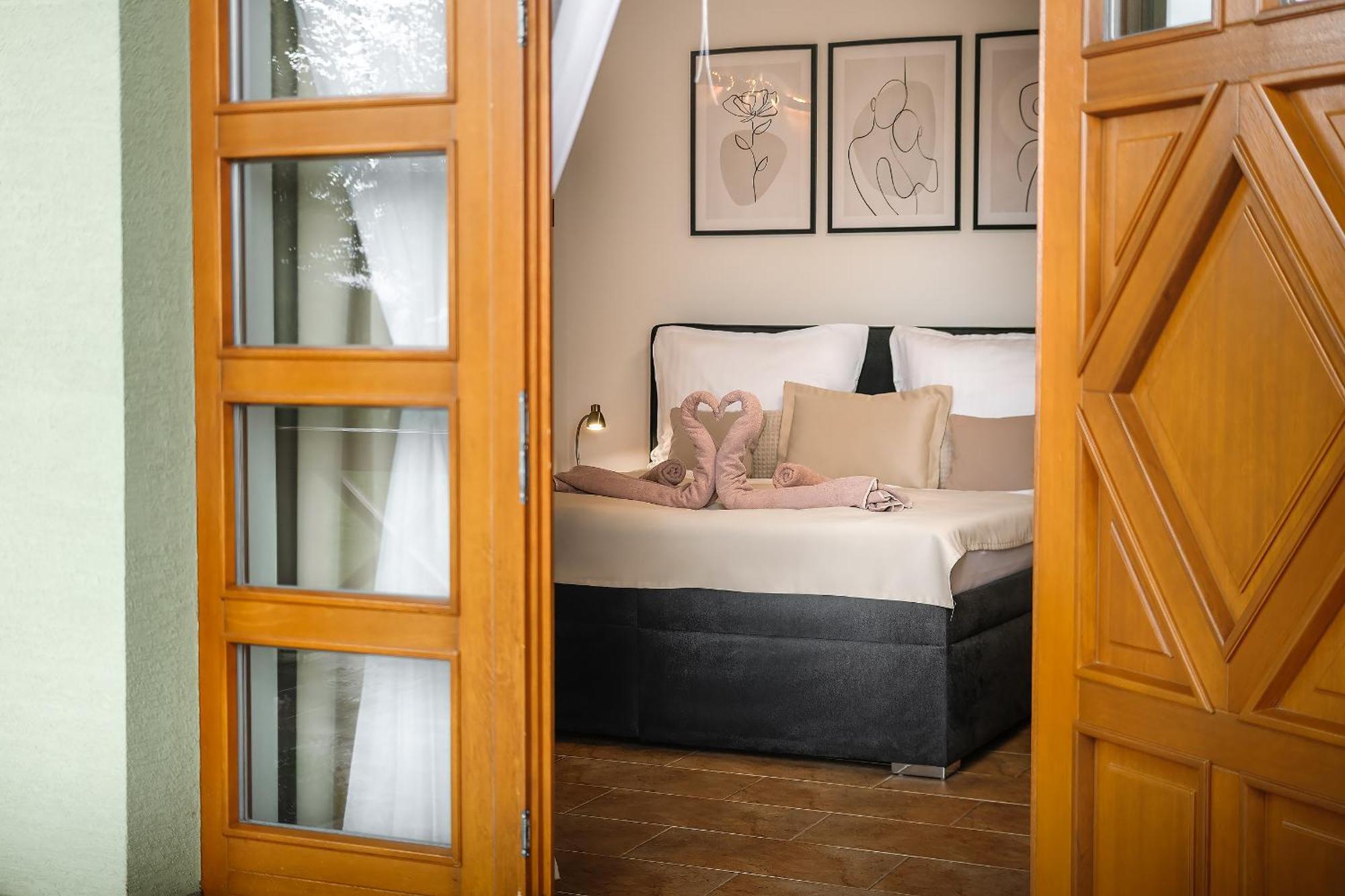 Apartman Ranc Martin Buitenkant foto